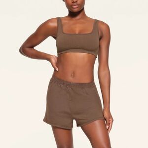 NWT SKIMS OUTDOOR JERSEY SHORTS SZ SMALL COCOA BROWN
